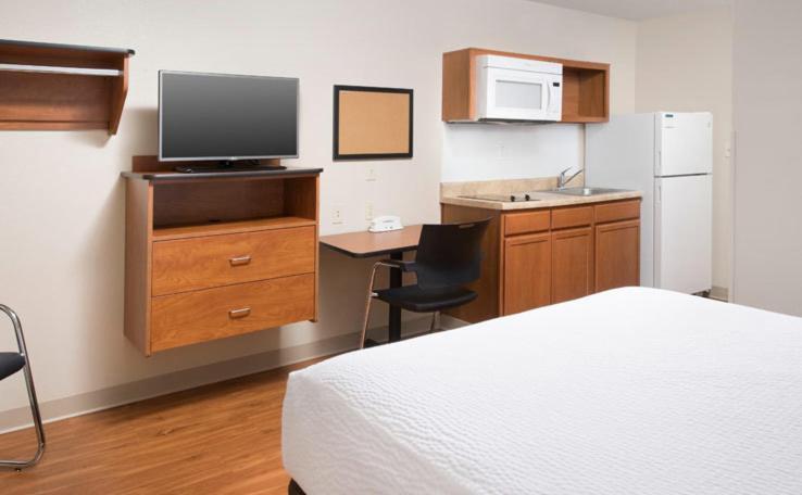 Extended Stay America Select Suites - Oklahoma City - West Exterior photo