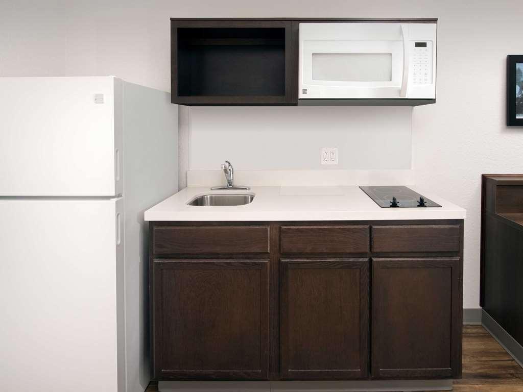 Extended Stay America Select Suites - Oklahoma City - West Room photo